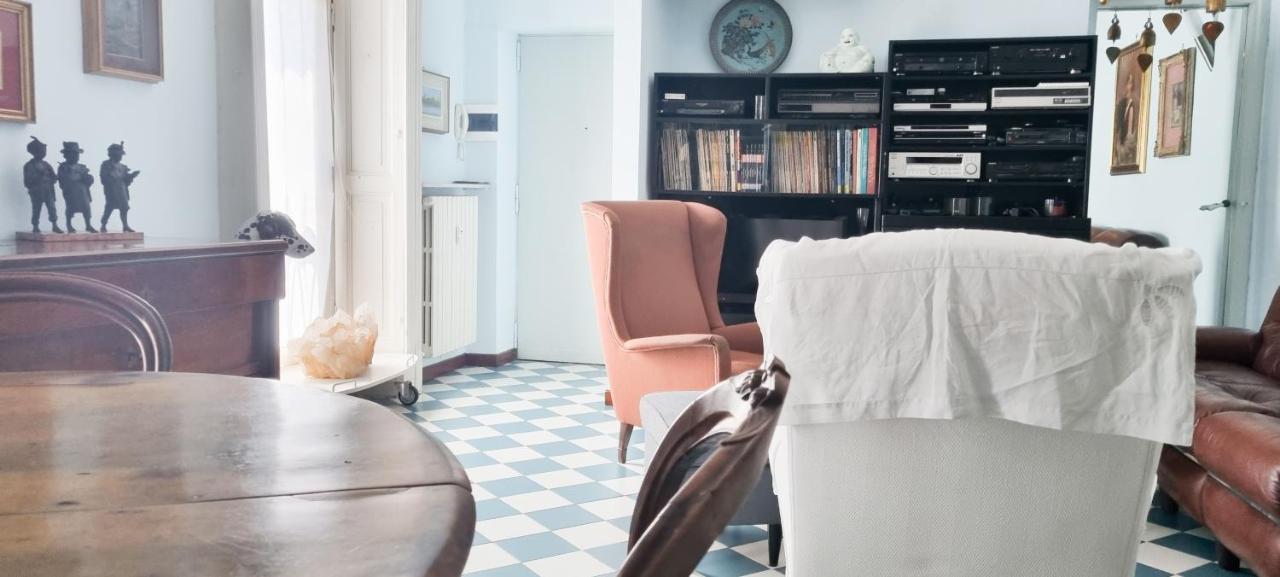 Joivy Vintage And Gorgeous 2-bed Flat Near Sforzesco Castle Apartamento Milán